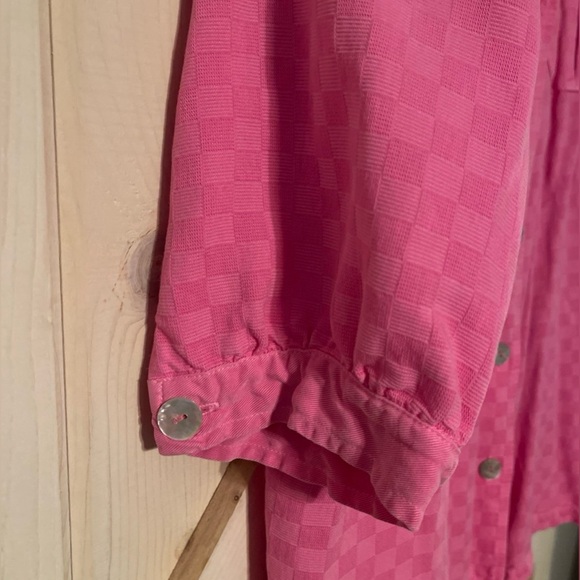 Pink Checkered
Button Down Blouse
Size 1X - Picture 4 of 6